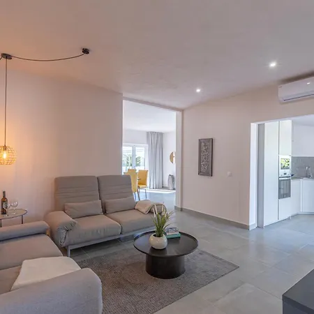 Meinora Villa El Paso